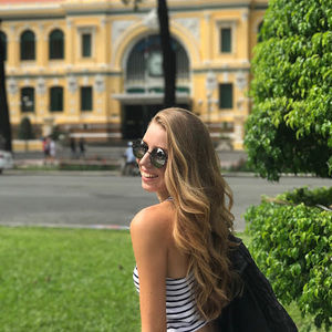 Meet your Posher, Giu